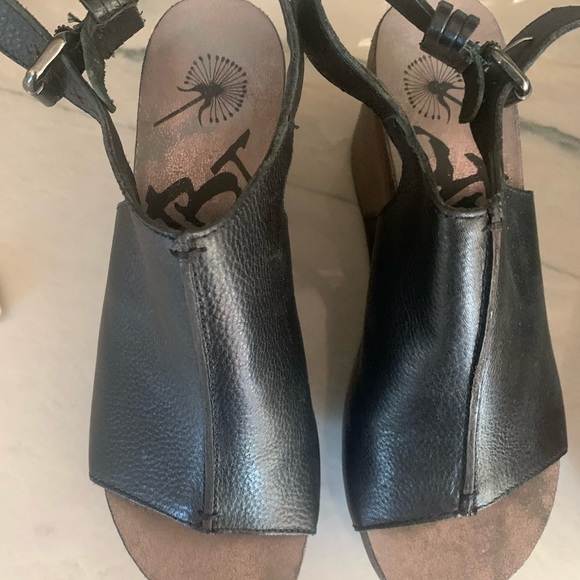 OBT Black Platform Wedge Sandal size 9 - Picture 5 of 8